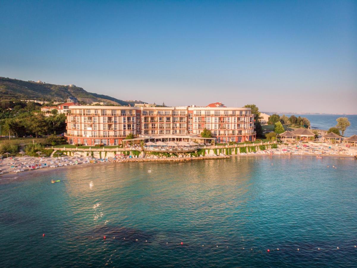 Royal Bay Resort Balchik Exterior photo