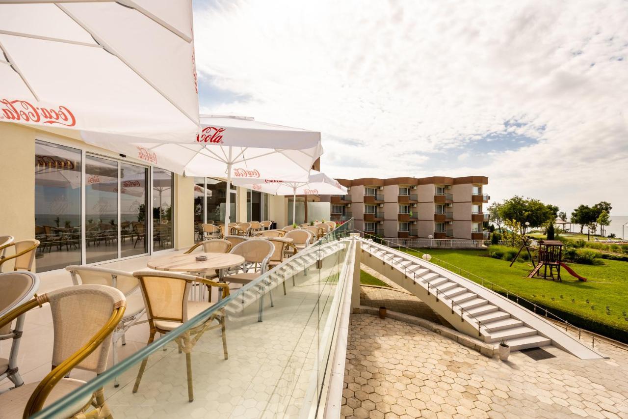 Royal Bay Resort Balchik Exterior photo